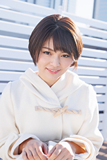 秋本翼