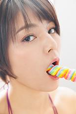 秋本翼