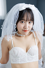 香月杏珠