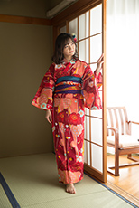 西永彩奈